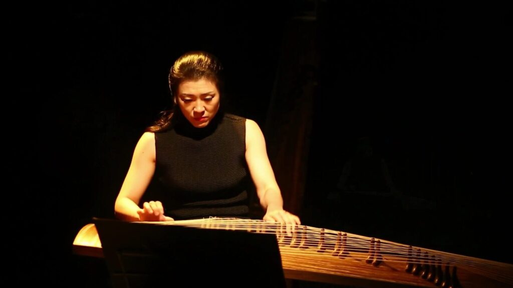 Kammerorchester Hannover Yun Suk Eom Gayageum